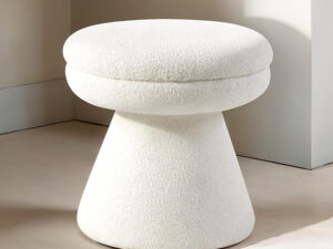 Cynthia Stool